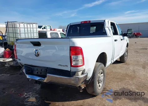 2024 Ram 2500 Tradesman 4X4 6'4 Box z USA, uszkodzony, nr VIN 3C6UR5CL9RG229240